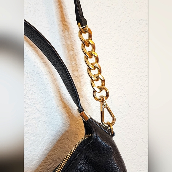 Michael Kors Black Leather Bedford Tassel Shoulder Bag - Picture 9 of 16